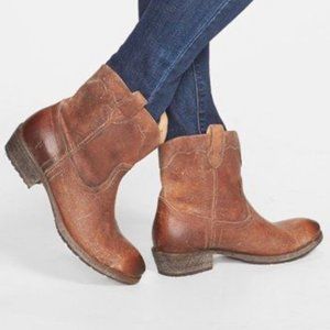 Frye Carson Lug Short Brown Vintage Real Leather Pull-On Tab Cowboy Ankle Boots